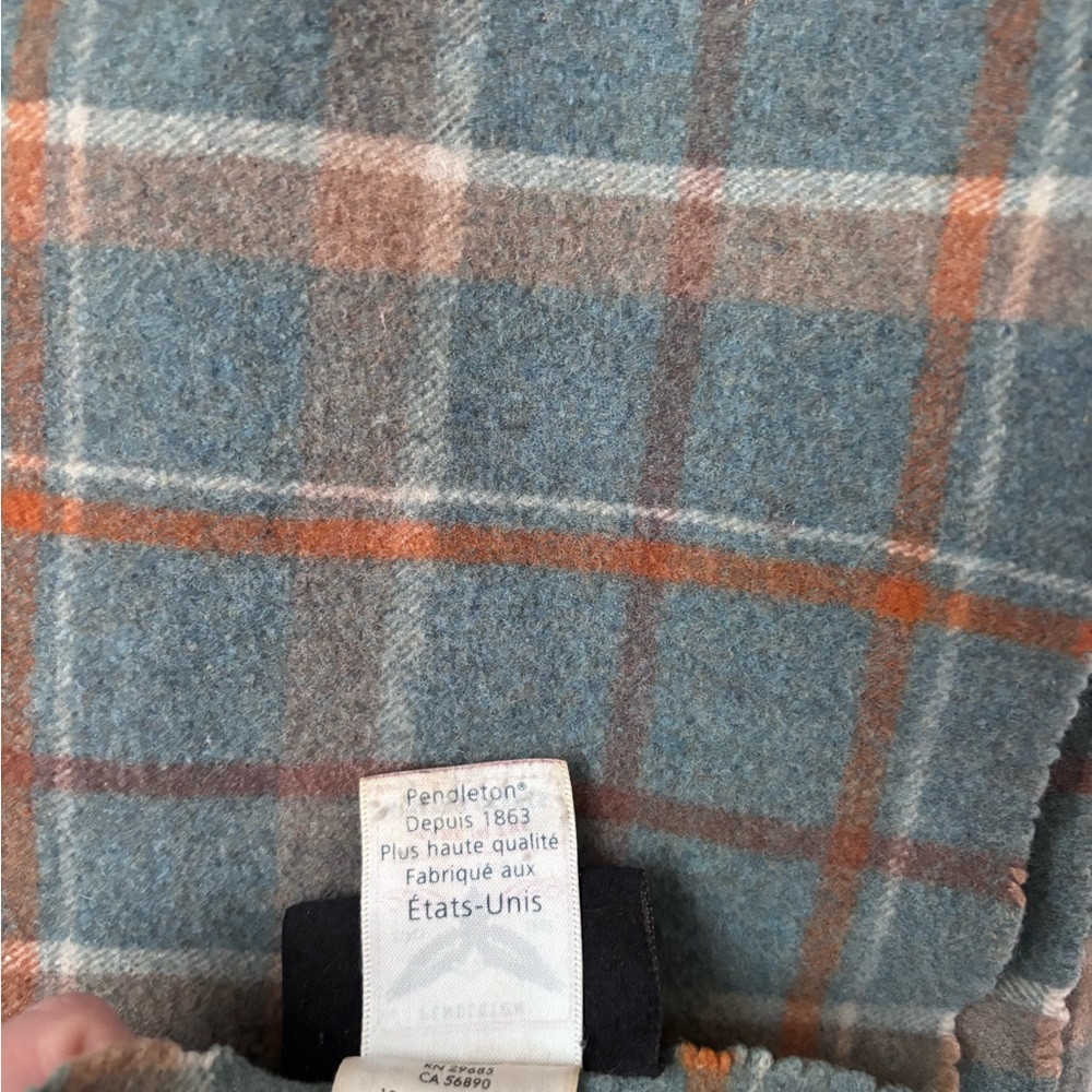 Pendleton Plaid 100% Wool Fringe Throw Blanket 48”x 60” - Picture 6 of 9